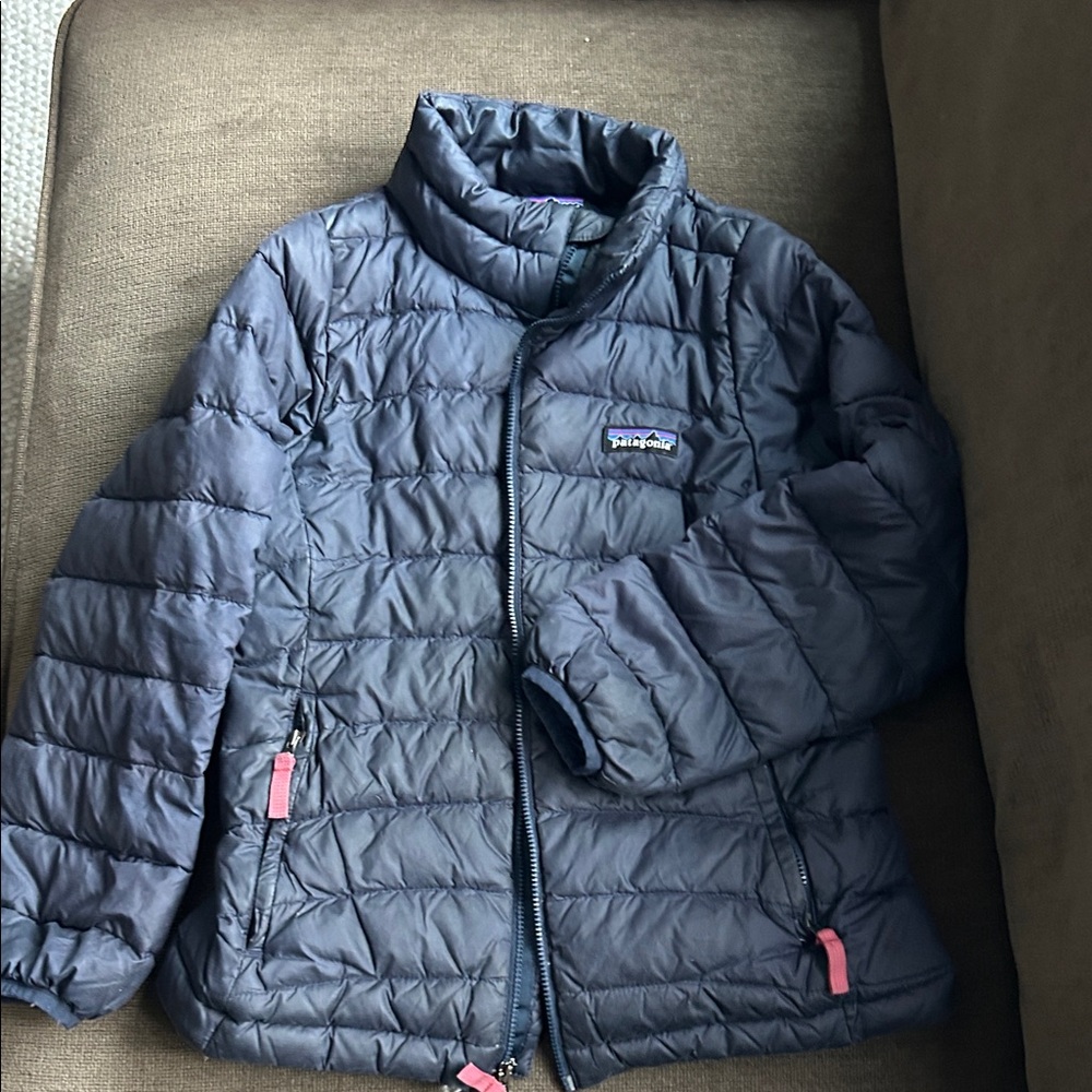 Patagonia Down Sweater  Puffer Jacket S(7-8)